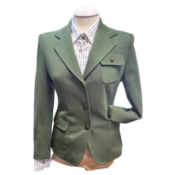 CHAQUETA SEÑORA PUNTO VERDE ENTALLADA